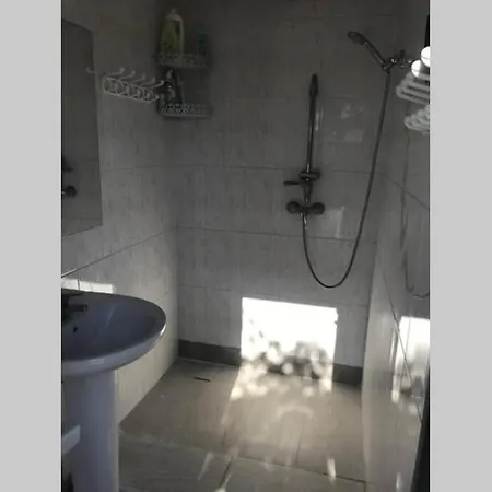 Terreta Piscina Y Playa * 瓜尔达马尔·德尔·塞古拉